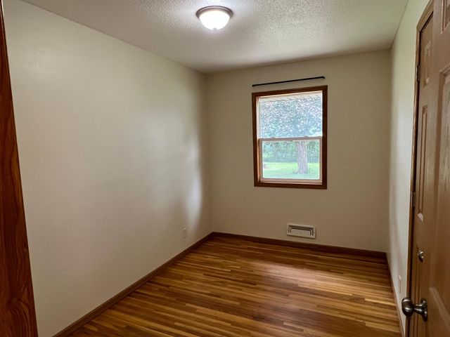 8499 Hilo Lane S, Cottage Grove, MN 55016