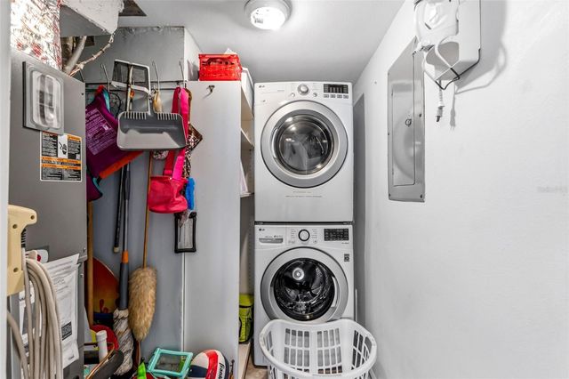 6300 MIDNIGHT PASS ROAD 708, Sarasota, FL 34242