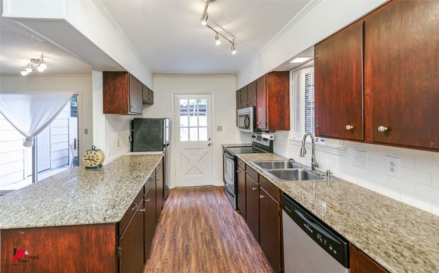 719 Edgemont Street, Shreveport, LA 71106