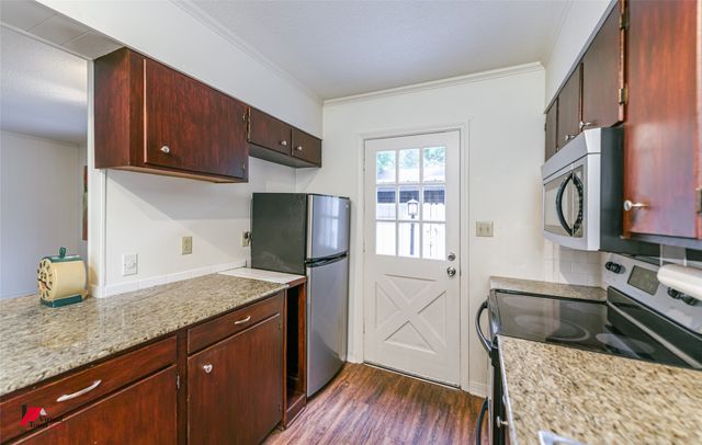 719 Edgemont Street, Shreveport, LA 71106