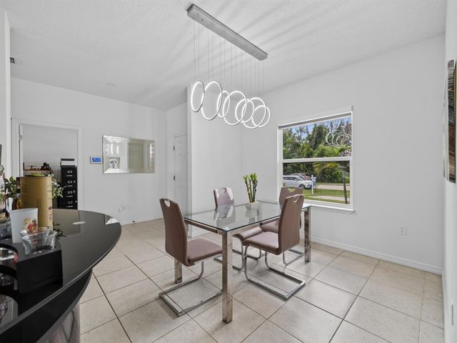 5154 NW North Macedo Boulevard, Port St. Lucie, FL 34983