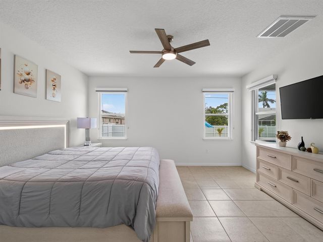 5154 NW North Macedo Boulevard, Port St. Lucie, FL 34983