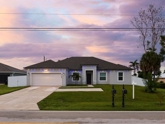 5154 NW North Macedo Boulevard, Port St. Lucie, FL 34983