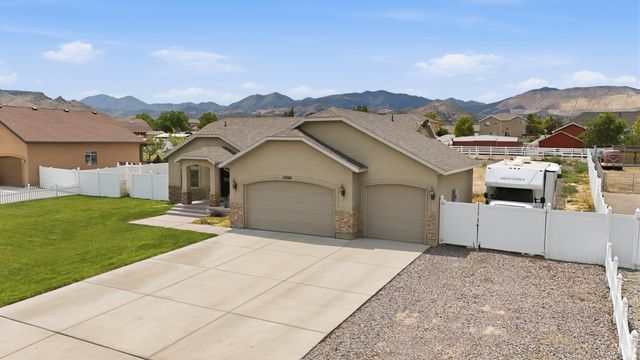 13524 S GRAND TROTTER WAY, Herriman, UT 84096