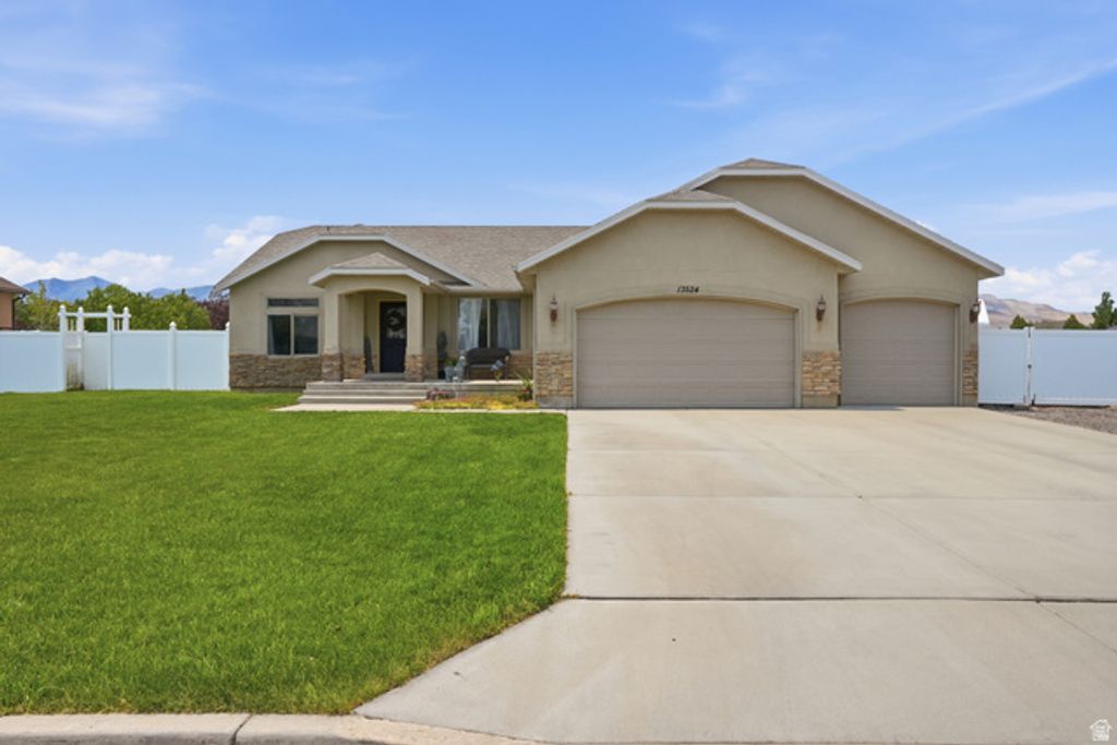 13524 S GRAND TROTTER WAY, Herriman, UT 84096