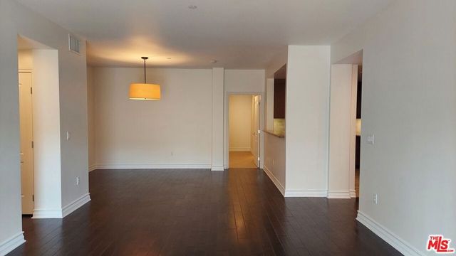 1726 S Bentley Avenue 304, Los Angeles, CA 90025