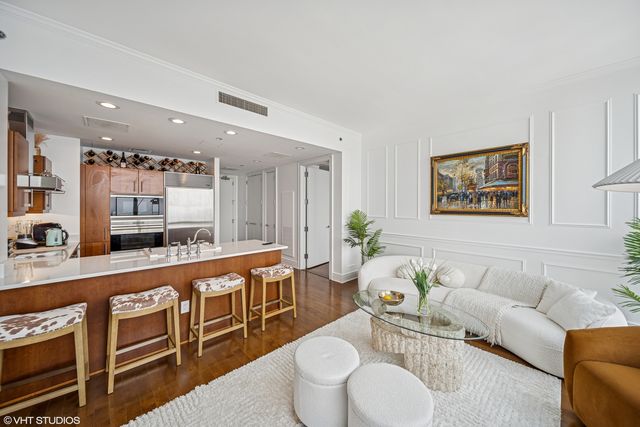 401 N WABASH Avenue 52C, Chicago, IL 60611
