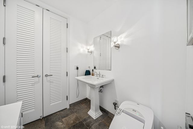 401 N WABASH Avenue 52C, Chicago, IL 60611