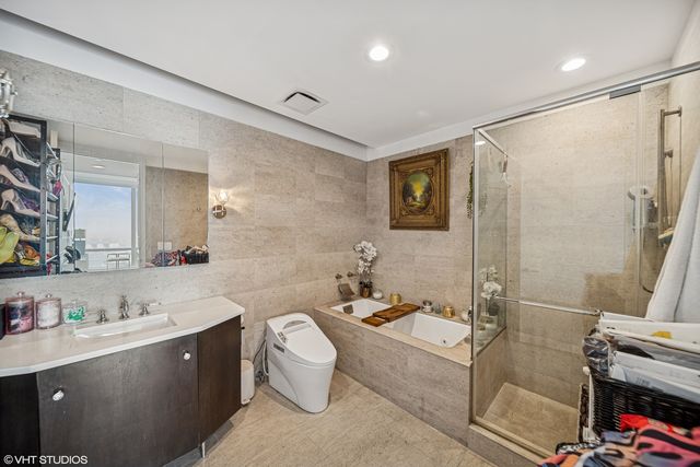 401 N WABASH Avenue 52C, Chicago, IL 60611