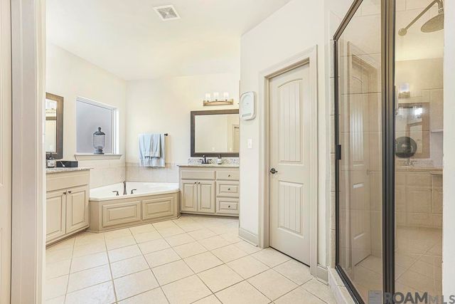 16052 Magnolia Trace Pkwy, Saint George, LA 70817