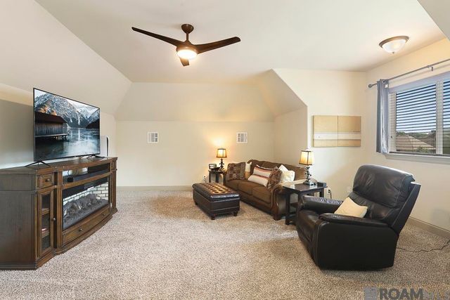 16052 Magnolia Trace Pkwy, Saint George, LA 70817
