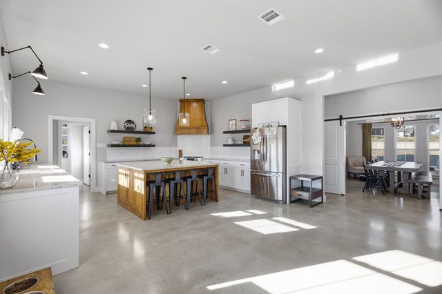 105 Proctor Lane, Decatur, TX 76234