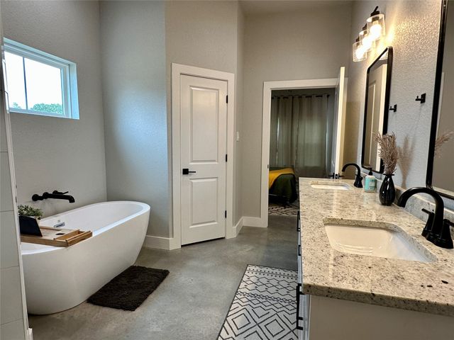 105 Proctor Lane, Decatur, TX 76234