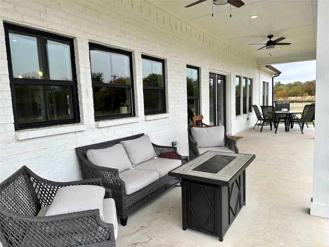 105 Proctor Lane, Decatur, TX 76234