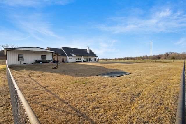 105 Proctor Lane, Decatur, TX 76234