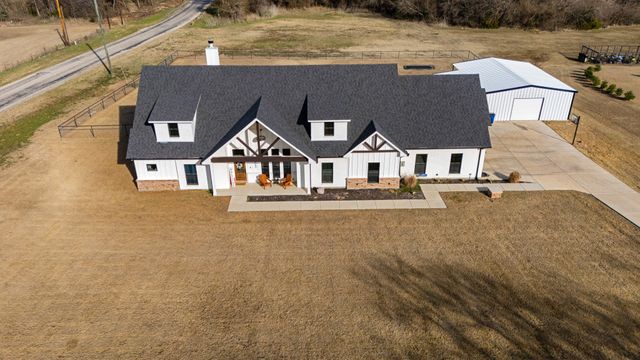 105 Proctor Lane, Decatur, TX 76234