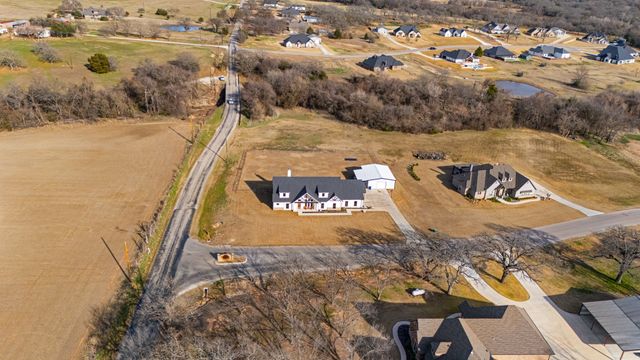 105 Proctor Lane, Decatur, TX 76234