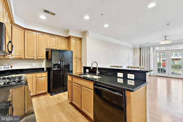 14762 POTOMAC BRANCH DR, Woodbridge, VA 22191