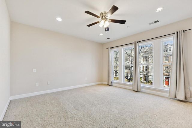 14762 POTOMAC BRANCH DR, Woodbridge, VA 22191