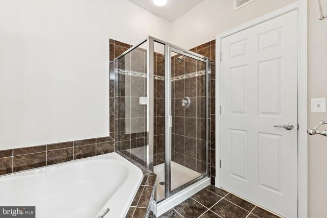 14762 POTOMAC BRANCH DR, Woodbridge, VA 22191