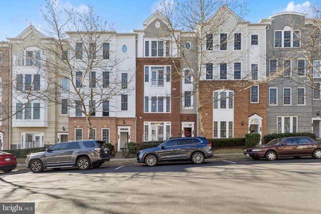 14762 POTOMAC BRANCH DR, Woodbridge, VA 22191