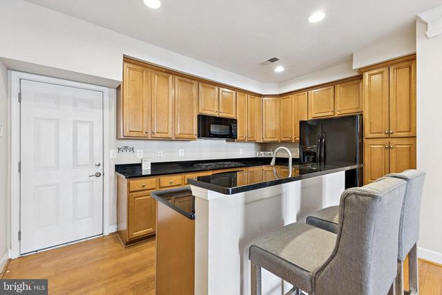 14762 POTOMAC BRANCH DR, Woodbridge, VA 22191