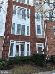 14762 POTOMAC BRANCH DR, Woodbridge, VA 22191