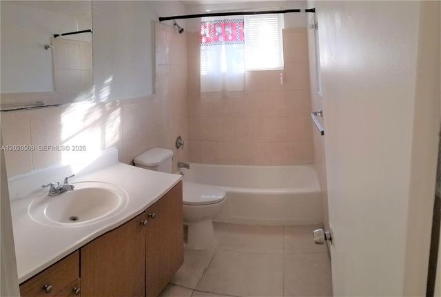 13700 NE 6th Avenue 113, North Miami, FL 33161