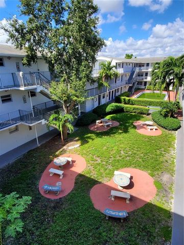 13700 NE 6th Avenue 113, North Miami, FL 33161
