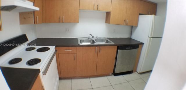13700 NE 6th Avenue 113, North Miami, FL 33161