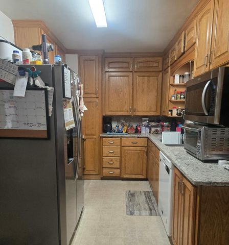 6663 Lucia Lane NE, Fridley, MN 55432