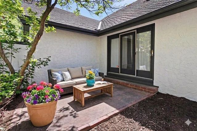 12600 Overbrook Road, Leawood, KS 66209