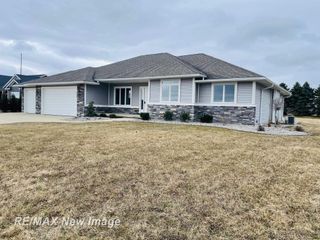 6958 Pleasant Ridge Trail, Saginaw Twp, MI 48603