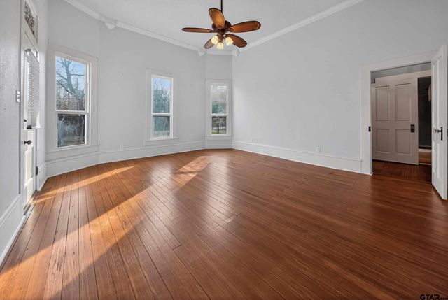 517 S Boyd, Lindale, TX 75771