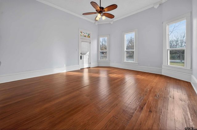 517 S Boyd, Lindale, TX 75771