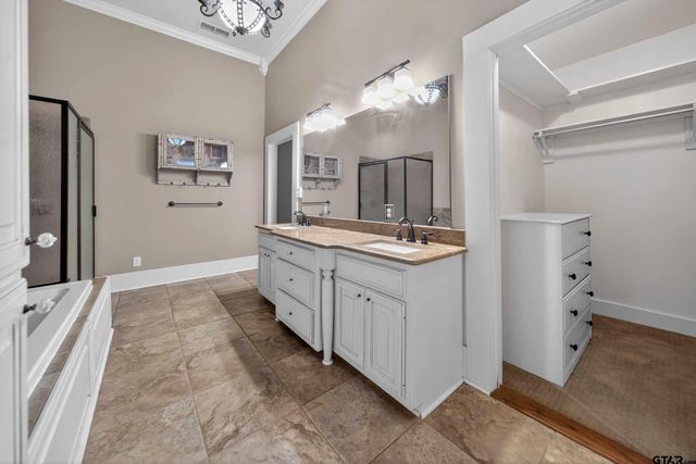517 S Boyd, Lindale, TX 75771