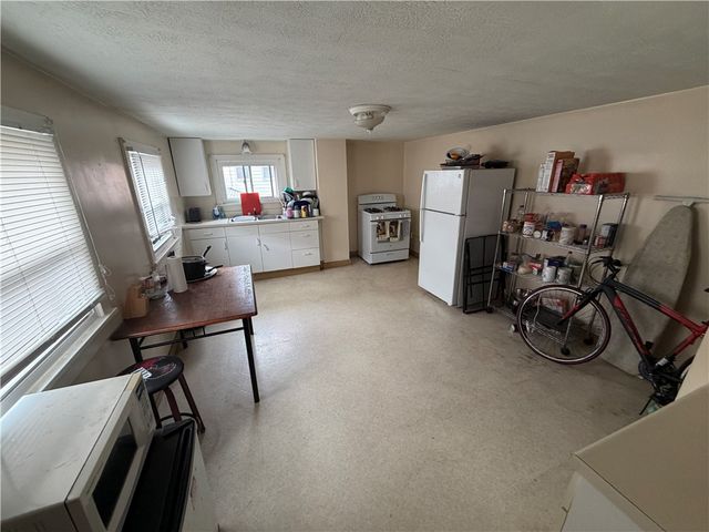 98 S 15th St, South Side, PA 15203
