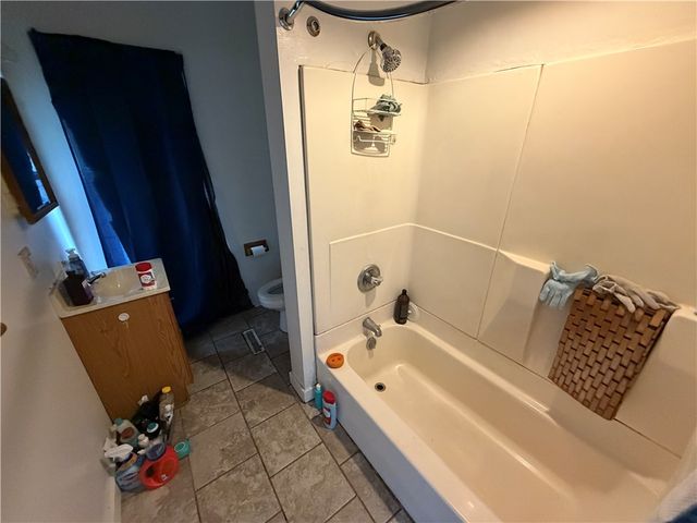 98 S 15th St, South Side, PA 15203
