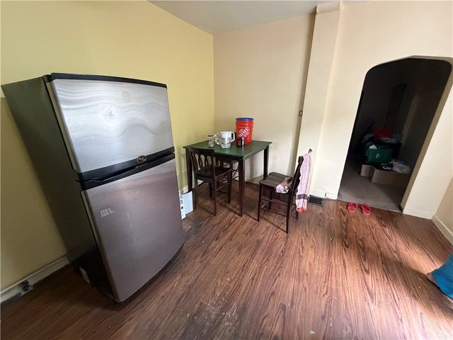 98 S 15th St, South Side, PA 15203