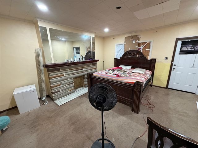 98 S 15th St, South Side, PA 15203