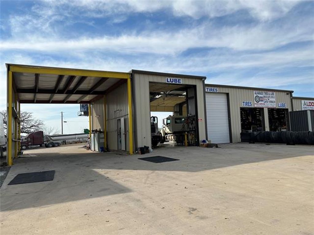 5416 E Highway 67, Alvarado, TX 76009