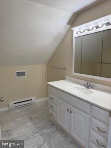 139 MAPLE AVE, Hershey, PA 17033