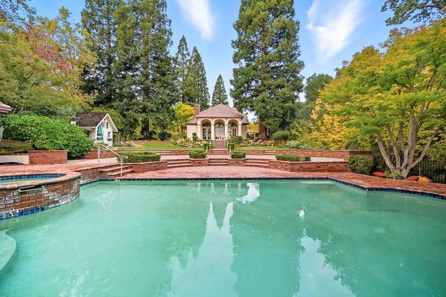 41 Willow Creek Ln, Danville, CA 94506