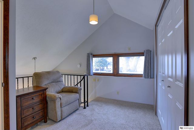 560 N 6th Street, Arlington, NE 68002