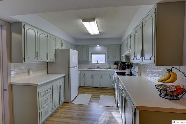 560 N 6th Street, Arlington, NE 68002