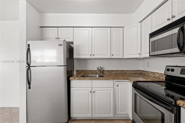 4051 NE 13th Ave 78-3, Oakland Park, FL 33334