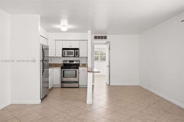 4051 NE 13th Ave 78-3, Oakland Park, FL 33334
