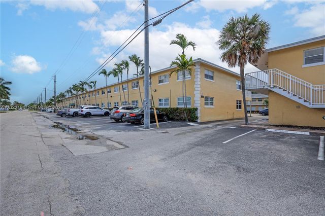 4051 NE 13th Ave 78-3, Oakland Park, FL 33334
