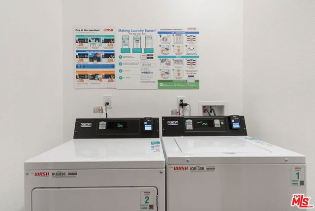 1341 N Mariposa Avenue, Los Angeles, CA 90027