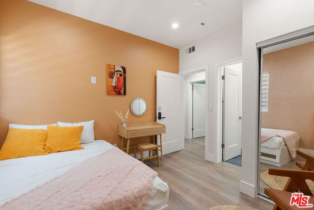 1341 N Mariposa Avenue, Los Angeles, CA 90027